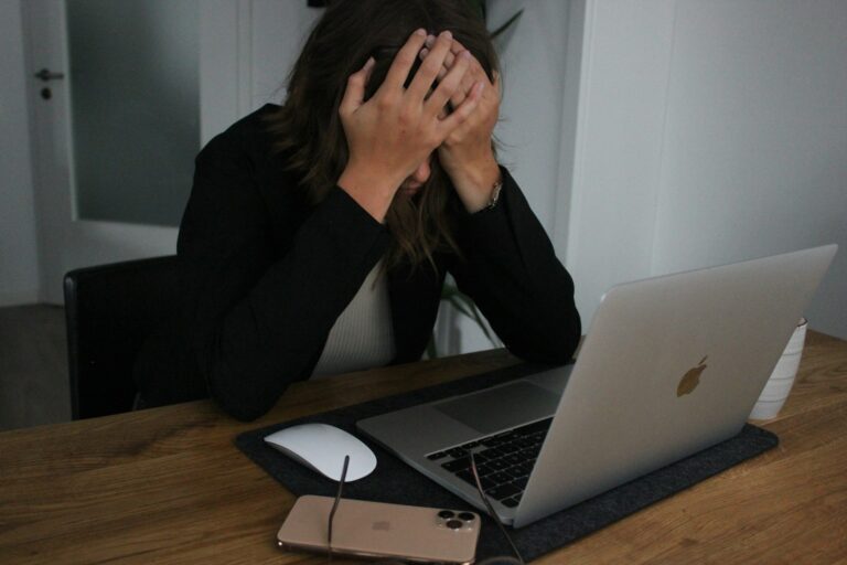 5 Basic Interventions for HR Teams to Reduce the Likelihood of Workplace Trauma